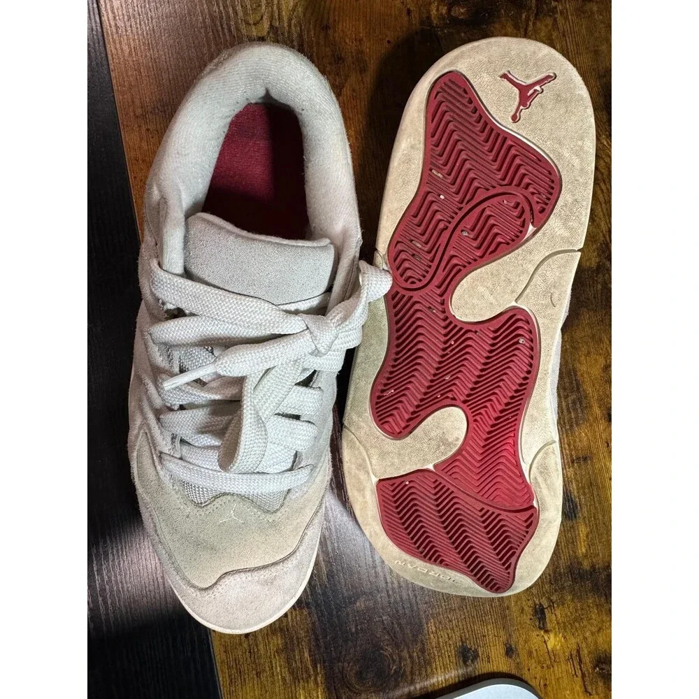Size 10.5 - Nike Jordan Session Phantom